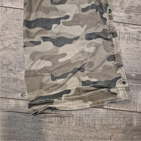 Y2K Cute Low Waist Boot Cut Cargo Camo Streetwear Pants - Picture 8 of 9